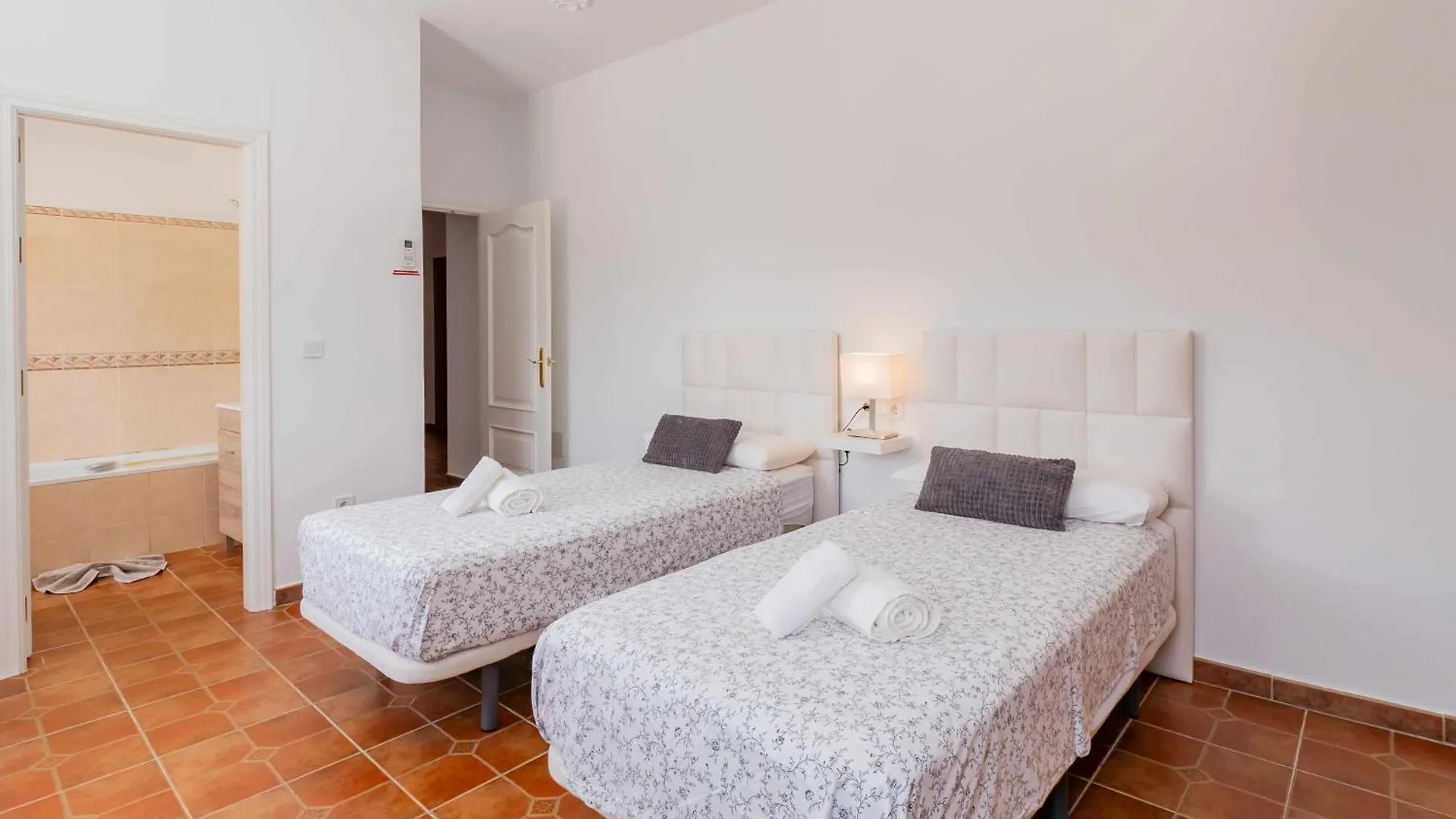 Villa Blanca Malaga - Private Villa - Heated Pool
